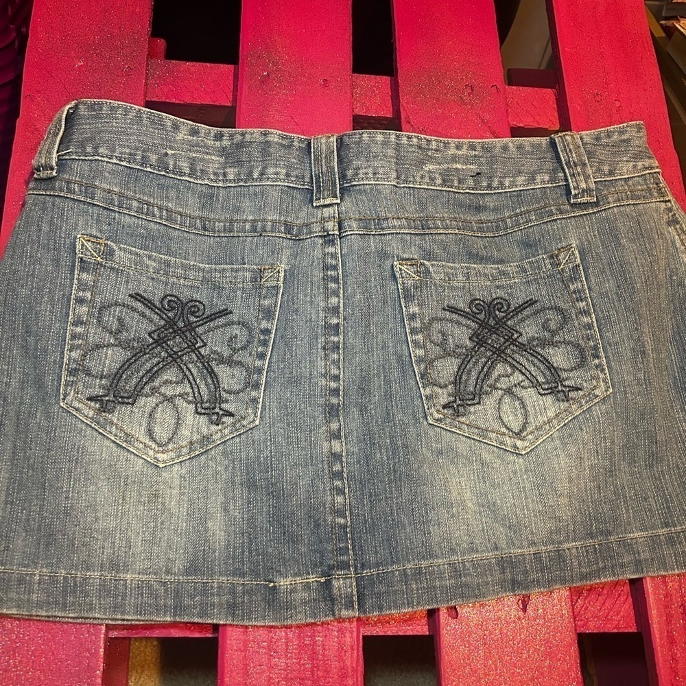 Rue 21 Denim skirt, 11/12, new condition